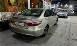 تۆیۆتا کامری